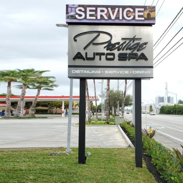 Outdoor Modular LED Sign - TreeVisuals